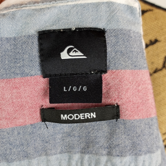 Quicksilver Button Down Shirt! - Picture 6 of 6